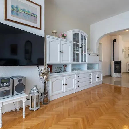 Apartament Vranjes