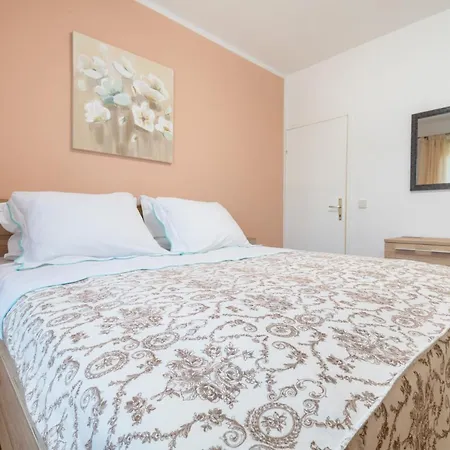 Vranjes Apartment