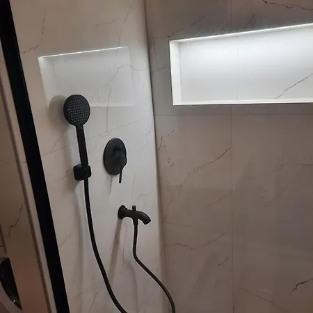 Vranjes Apartment Kastela
